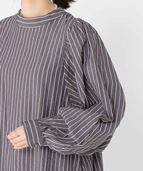 studio CLIP（スタディオクリップ）の「モールストライプチュニック（チュニック・レディース・ベージュ/グレー・FREE）」の8枚目の写真