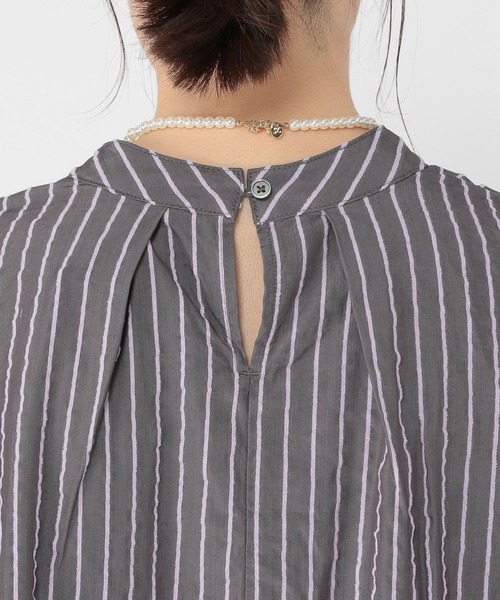 studio CLIP（スタディオクリップ）の「モールストライプチュニック（チュニック・レディース・ベージュ/グレー・FREE）」の4枚目の写真