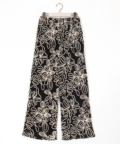 NICOLE white（ニコルホワイト）の「コード刺繍パンツ（その他パンツ・レディース・モカ/ブラック/アイボリー・FREE）」の6枚目の写真