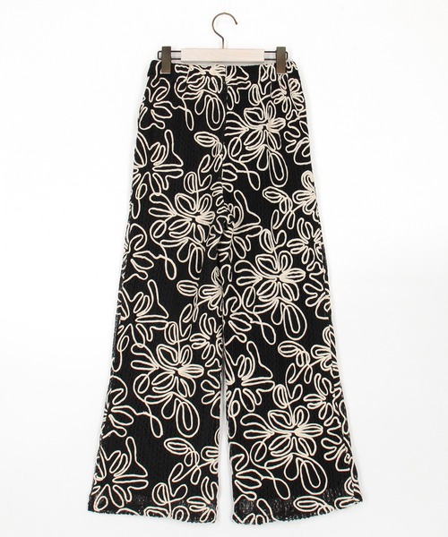 NICOLE white（ニコルホワイト）の「コード刺繍パンツ（その他パンツ・レディース・モカ/ブラック/アイボリー・FREE）」の7枚目の写真