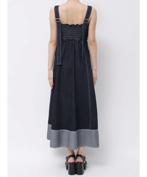 MERCURYDUO（マーキュリーデュオ）の「ヘムデザインデニムキャミワンピース（ワンピース・レディース・インディゴブルー/ブルー・SMALL/MEDIUM）」の21枚目の写真