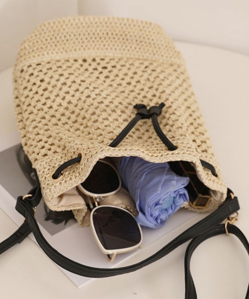 florist（フローリスト）の「2WAY カゴ編みレザーライクワンハンドルバッグ/ショルダーバッグ（かごバッグ・レディース・ブラウン系1/アイボリー系2/ブラウン系2/ブラック系2/アイボリー系1・FREE）」の12枚目の写真