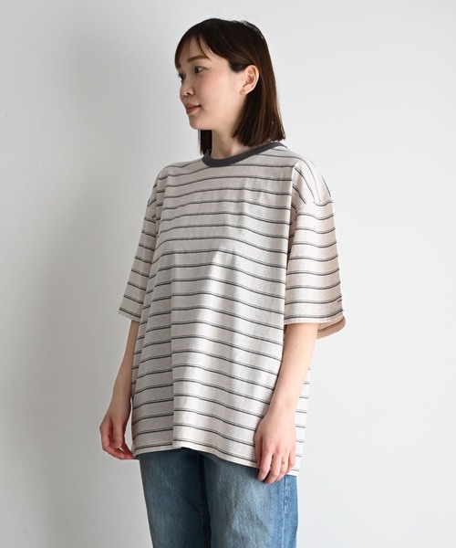 PUPPAPUPO（プッパプーポ）の「オーバーサイズ 半袖 Tシャツ（Tシャツ/カットソー・キッズ・チャコールグレー/ベージュ/アイボリー/グレイッシュベージュ/ホワイト×レッド/ミント/チャコール/モカ/グリーン系その他/グレー×ホワイト・120/80/130/90/100/110）」の19枚目の写真