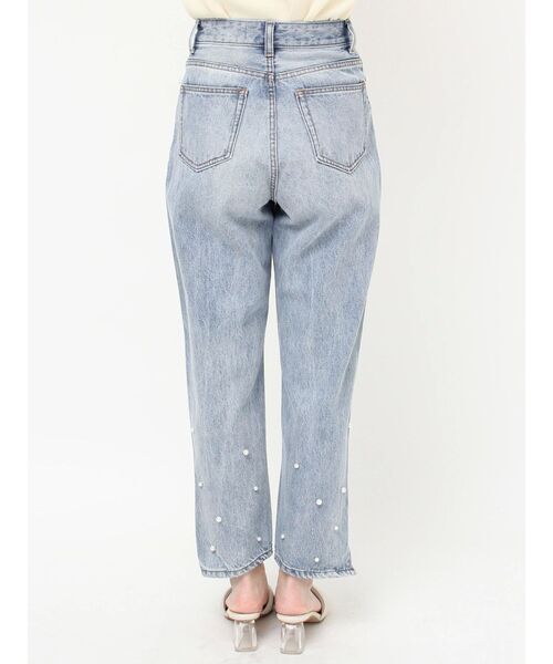 LAGUNAMOON(ラグナムーン)の「パール付きウエストアシメデザインデニム(デニムパンツ・レディース・ライトブルー・SMALL/MEDIUM)」の6枚目の写真