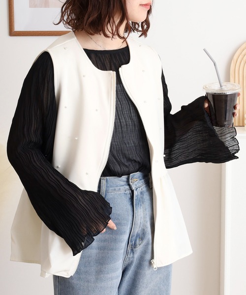 atONE(アットワン)の「ダンボールニット×布帛切替パール付きZIPベスト(ベスト・レディース・チャコール/アイボリー/ブラック/グレー・3L/LL/L/M)」の22枚目の写真