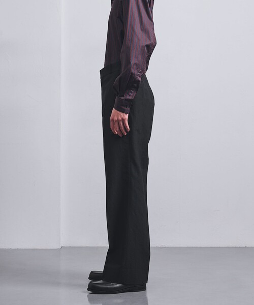 UNITED ARROWS(ユナイテッドアローズ)の「リネン/ウール トロピカル ワイドストレート パンツ(スラックス・メンズ・ブラック・L/M/S)」の18枚目の写真