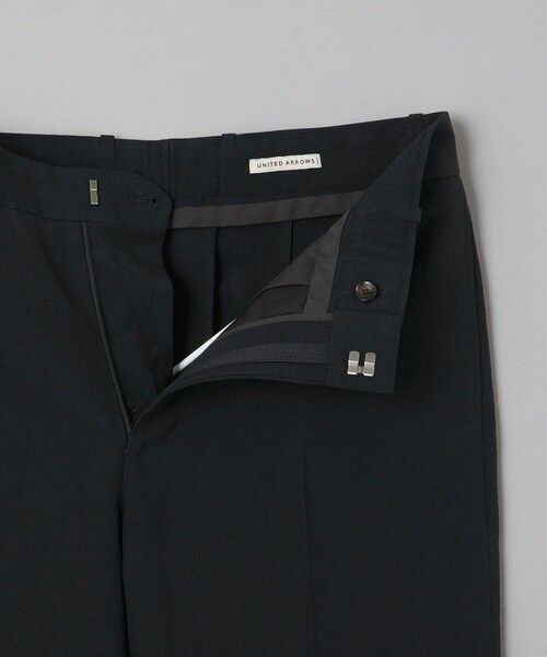 UNITED ARROWS(ユナイテッドアローズ)の「リネン/ウール トロピカル ワイドストレート パンツ(スラックス・メンズ・ブラック・L/M/S)」の4枚目の写真