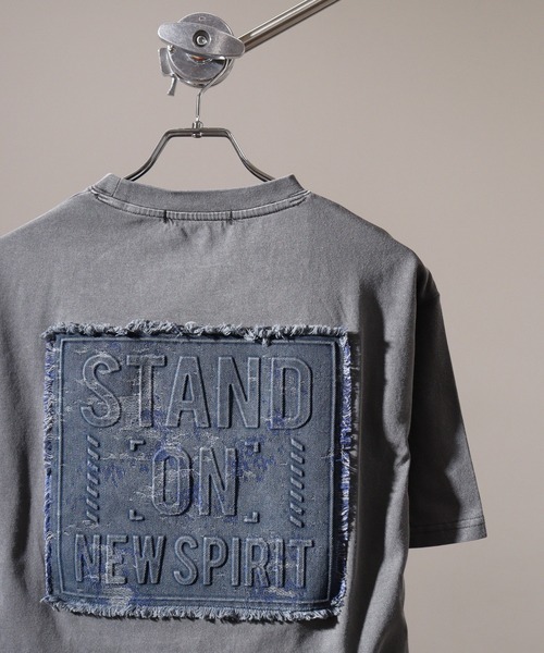 セール in the attic エンボス加工デニムパッチ ピグメント 半袖Tシャツ Tシャツ カットソー in the attic インジアティック のファッション通販
