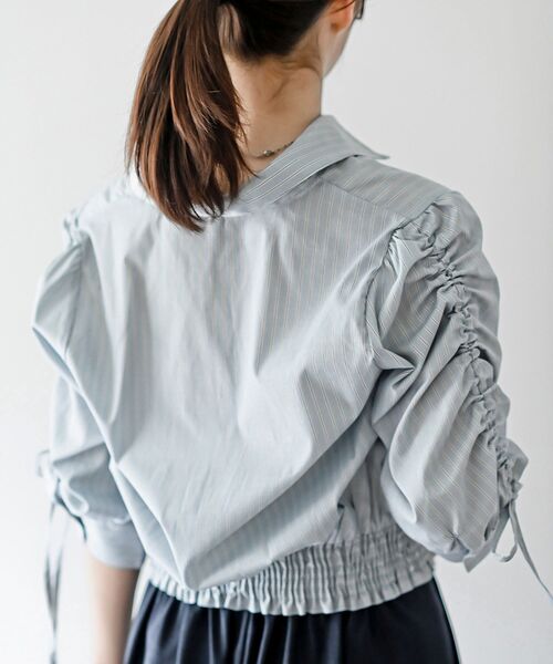 rps（アールピーエス）の「シャーリングドロスト５分袖ブラウス（シャツ/ブラウス・レディース・サックスブルー/ブルー/イエロー・フリー）」の18枚目の写真