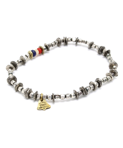 amp japan（アンプジャパン）の「tricolor in seed beads bracelet（ブレスレット・メンズ・シルバー・FREE）」の2枚目の写真