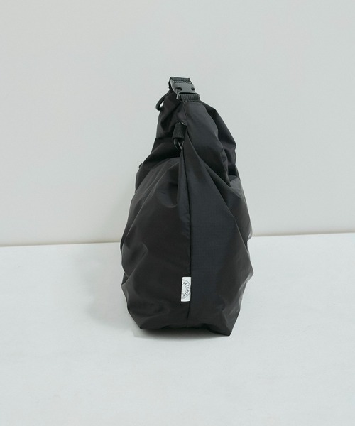 6万取引突破★UPS速達便利用！【LOEWE】DICE ショルダーバッグ 6万取引突破☆UPS速達便利用！【LOEWE】DICE ショルダーバッグ 6