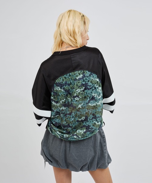 atmos pink(アトモスピンク)の「atmos pink Lace Docking T-shirt / アトモス ピンク レース ドッキング T-シャツ(Tシャツ/カットソー・レディース・シルバー/ブラック/ウッドランド・FREE)」の5枚目の写真