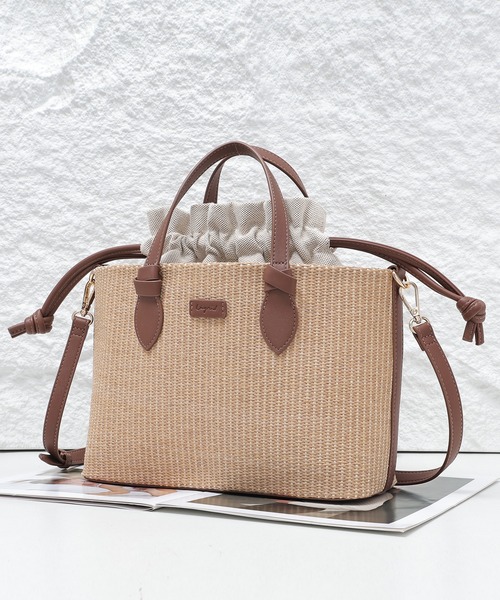 Ungrid(アングリッド)の「【Ungrid/アングリッド】雑材コンビ 巾着トートバッグ(かごバッグ・レディース・ブラック/ブラウン/ホワイト・FREE)」の3枚目の写真