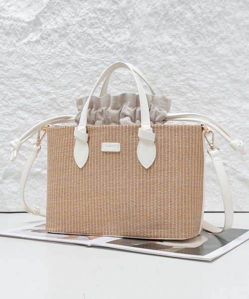 Ungrid(アングリッド)の「【Ungrid/アングリッド】雑材コンビ 巾着トートバッグ(かごバッグ・レディース・ブラック/ブラウン/ホワイト・FREE)」の2枚目の写真