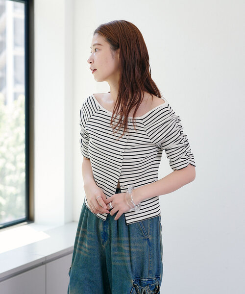 Kastane（カスタネ）の「【新色追加/XS.Fサイズ展開/無地&ボーダー】オフショルテレコ5分袖カットソー（Tシャツ/カットソー・レディース・アイボリー/ブラック系その他/チャコールグレー/ホワイト/ピンク・FREE/X-SMALL）」の13枚目の写真