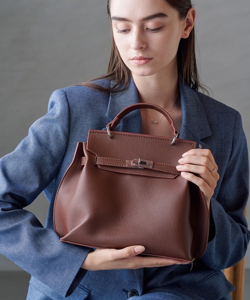 MAISON BREEZE(メゾンブリーズ)の「【MAISON BREEZE】ベルト付き2WAYワンハンドルバッグ ショルダーバッグ KNF-TP(ショルダーバッグ・レディース・ブラック/ブラウン/ベージュ・FREE)」の4枚目の写真