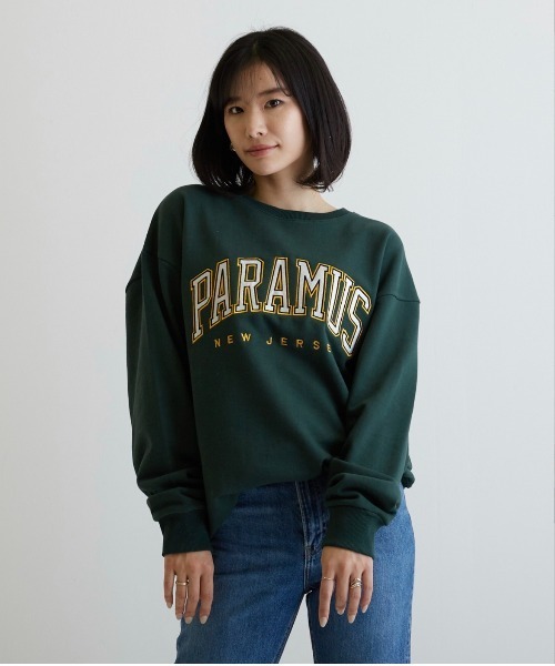 B'day(ビーデイ)の「【CHICHI】PARAMUS MINNESOTA LOGO / パラマス ミネソタ アーチロゴ 配色刺繍 クルーネック スウェット(Tシャツ/カットソー・メンズ・グリーン・FREE)」の3枚目の写真
