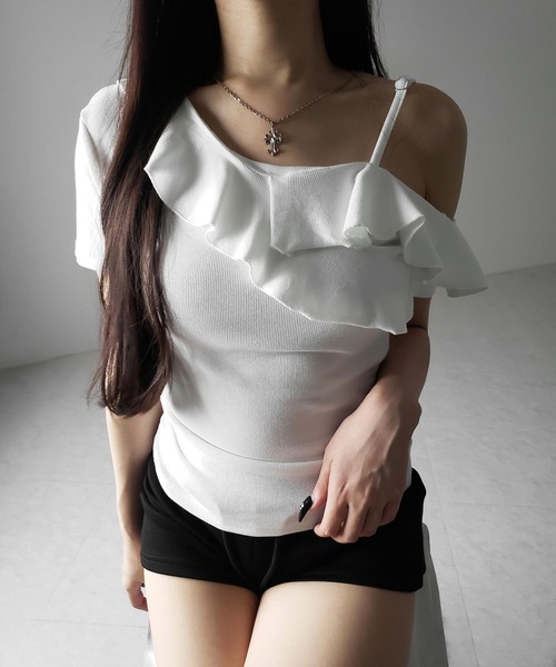 me+em select(ミームセレクト)の「【 3color 】ワンショルストラップフリルリブTシャツ / one shoulder strap frill ribbed T-shirt(Tシャツ/カットソー・レディース・ブラック/グレー/ホワイト・FREE)」の8枚目の写真
