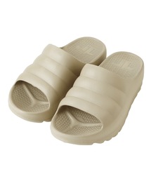 TELIC（テリック）の「W-CLOUD（サンダル）」