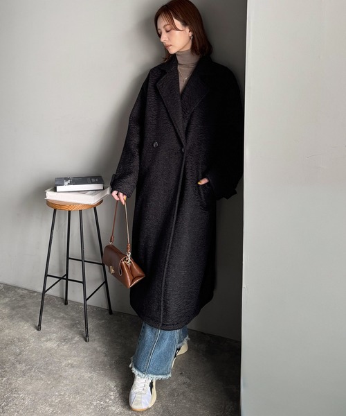 classicalelf(クラシカルエルフ)の「こなれ上品な雰囲気をまとう。フェイクウールロング丈アウター(チェスターコート・レディース・グレー/ブラック・SMALL/MEDIUM/LARGE/X-LARGE)」の8枚目の写真