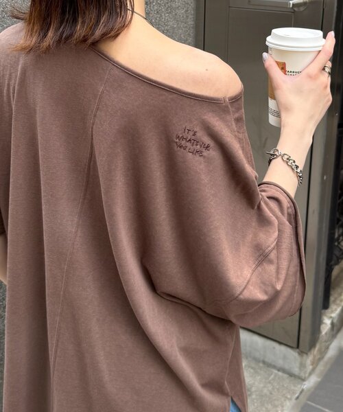 CIAOPANIC TYPY（チャオパニックティピー）の「シアースラブワンポイント刺繍オーバー半袖Tee（Tシャツ/カットソー・レディース・ブラウン/ライトグレー/ホワイト/チャコールグレー/ブラック/サックスブルー・ONE SIZE）」の5枚目の写真