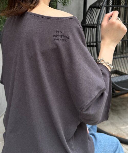 CIAOPANIC TYPY（チャオパニックティピー）の「シアースラブワンポイント刺繍オーバー半袖Tee（Tシャツ/カットソー・レディース・ブラウン/ライトグレー/ホワイト/チャコールグレー/ブラック/サックスブルー・ONE SIZE）」の4枚目の写真