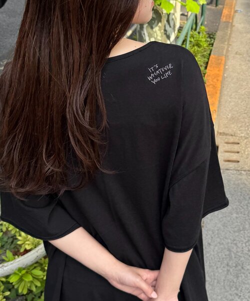 CIAOPANIC TYPY（チャオパニックティピー）の「シアースラブワンポイント刺繍オーバー半袖Tee（Tシャツ/カットソー・レディース・ブラウン/ライトグレー/ホワイト/チャコールグレー/ブラック/サックスブルー・ONE SIZE）」の3枚目の写真