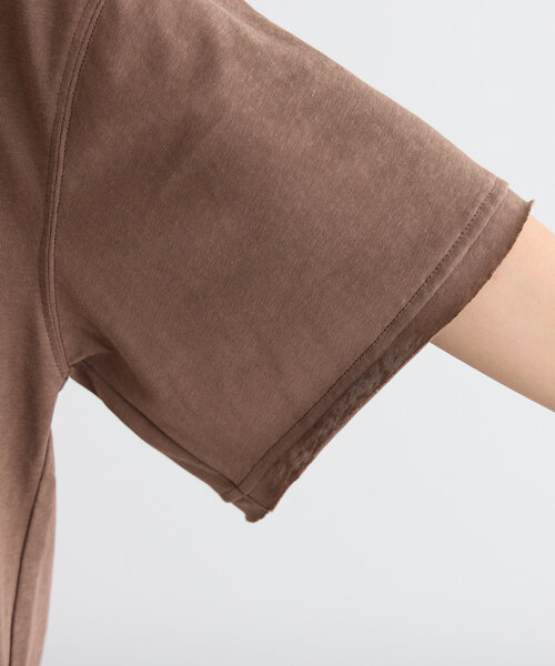 CIAOPANIC TYPY（チャオパニックティピー）の「シアースラブワンポイント刺繍オーバー半袖Tee（Tシャツ/カットソー・レディース・ブラウン/ライトグレー/ホワイト/チャコールグレー/ブラック/サックスブルー・ONE SIZE）」の16枚目の写真