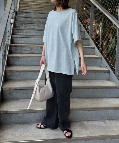 CIAOPANIC TYPY（チャオパニックティピー）の「シアースラブワンポイント刺繍オーバー半袖Tee（Tシャツ/カットソー・レディース・ブラウン/ライトグレー/ホワイト/チャコールグレー/ブラック/サックスブルー・ONE SIZE）」の9枚目の写真