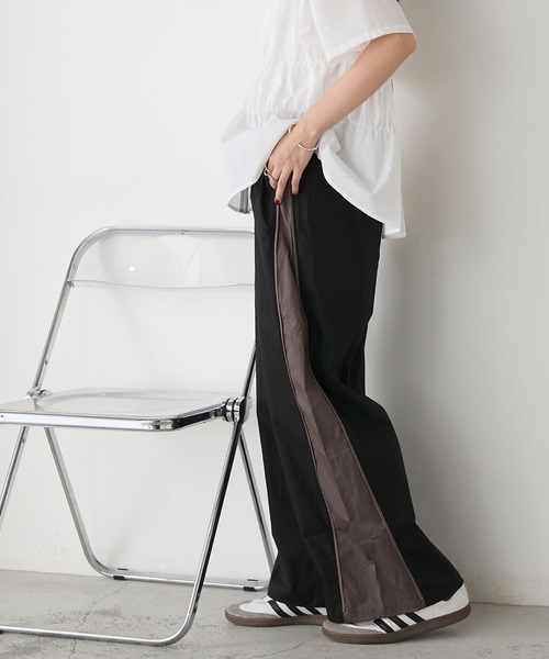 forksy.（フォルクシー）の「【forksy.】サイド切替ジップアップワイドパンツ（その他パンツ・レディース・ベージュ/ブラック/グレー・FREE）」の6枚目の写真