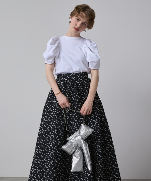 PERNA(ペルナ)の「パフスリーブカットソー(Tシャツ/カットソー・レディース・ブラック/ホワイト/レッド・FREE)」の21枚目の写真