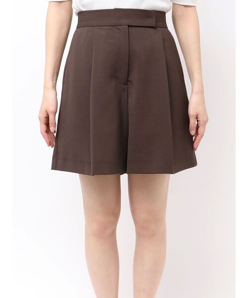 ELENDEEK（エレンディーク）の「タックハーフパンツ【セットアップ対応】（その他パンツ・レディース・ブラウン/アイボリー/チャコールグレー・01/02）」の19枚目の写真