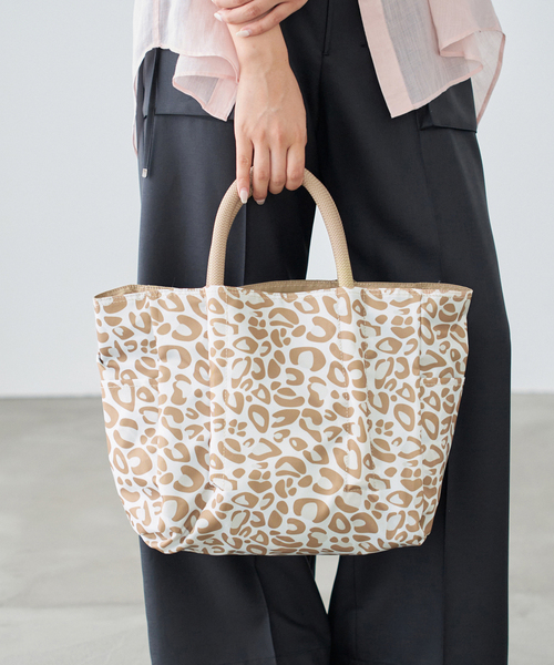 IENA（イエナ）の「NOMADIS/ノマディス 別注 SAC2 W/16 リバーシブルトートバッグ（トートバッグ・レディース・ブラック/ベージュ/ブラウン・FREE）」の15枚目の写真