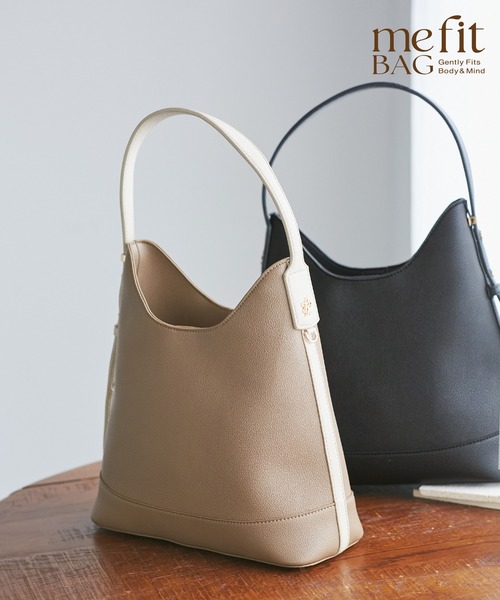 ROPE' PICNIC（ロペピクニック）の「【軽量・自立】【WEB限定カラー】me fit BAG フィットワンショルダーミドルバッグ（ショルダーバッグ・レディース・ボルドー/ベージュ/ブラック/キナリ/ベージュ系その他・FREE）」の4枚目の写真