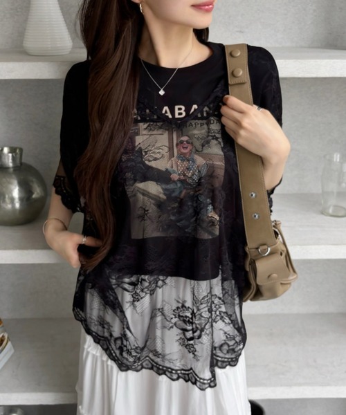 TREOVER(トレオーバー)の「【レイヤードで華やかな印象に♪】Vネックレースオーバーブラウス(Tシャツ/カットソー・レディース・オフホワイト/ブラック・FREE)」の9枚目の写真