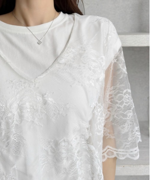 TREOVER(トレオーバー)の「【レイヤードで華やかな印象に♪】Vネックレースオーバーブラウス(Tシャツ/カットソー・レディース・オフホワイト/ブラック・FREE)」の6枚目の写真