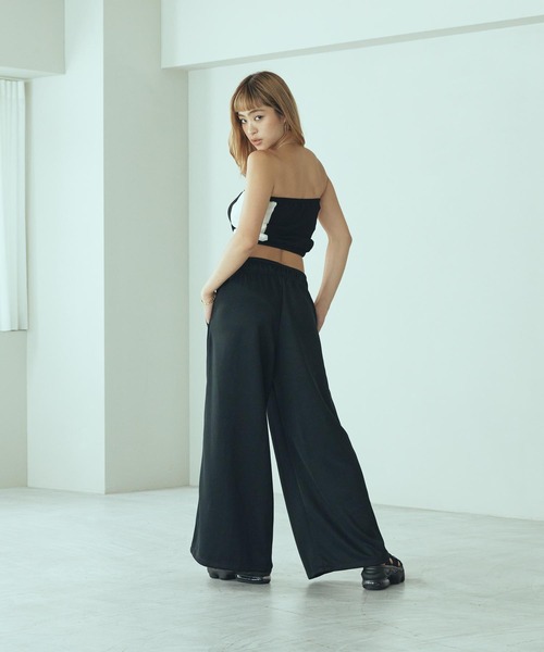 NIKE（ナイキ）の「ナイキ スポーツウェア ウィメンズ ミッドライズ ワイドレッグ トラックパンツ / Nike Sportswear Women's Mid-Rise Wide-Leg Track Pants IH8515-010 Black（その他パンツ・レディース・ブラック・XL/M/L/XS/S）」の6枚目の写真