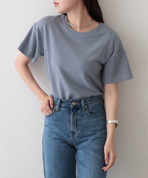Lace Ladies(レースレディース)の「ソリッドカラー クルーネック ドロップショルダー 半袖 Tシャツ(Tシャツ/カットソー・レディース・ブルーグレー/ブラック/ライトグレー/ダークグレー・FREE/S)」の4枚目の写真