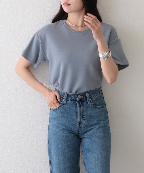 Lace Ladies(レースレディース)の「ソリッドカラー クルーネック ドロップショルダー 半袖 Tシャツ(Tシャツ/カットソー・レディース・ブルーグレー/ブラック/ライトグレー/ダークグレー・FREE/S)」の8枚目の写真