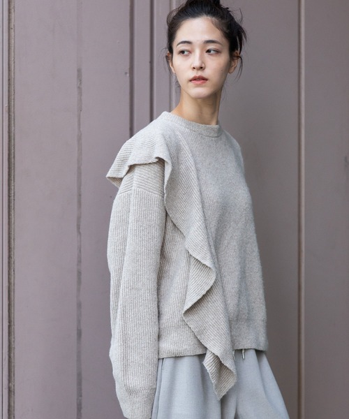 Munich（ミューニック）の「7GG片畦編みニットドレープショールプルオーバー（ニット/セーター・レディース・ライトベージュ/グレー/ネイビー・FREE）」の14枚目の写真