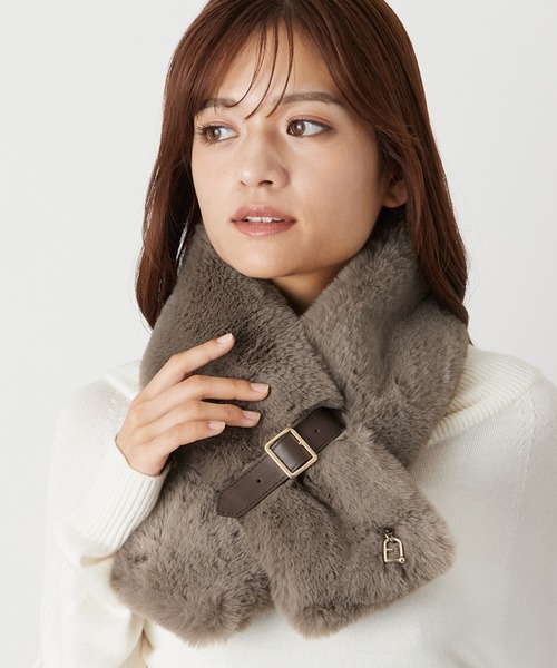 ファー マフラー ロゴ入り フェイクファーマフラー ”ベルト アーチロゴ”（マフラー）｜FURLA