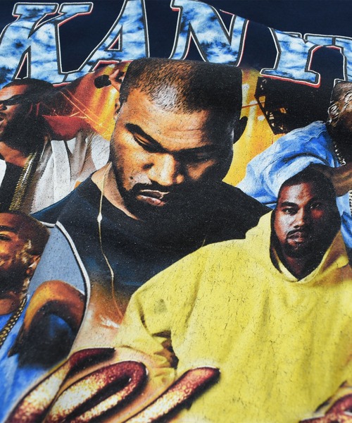 GILDAN（ギルダン）の「【USED】GILDAN “Kanye West” ラップ バンド Tシャツ（Tシャツ/カットソー・メンズ・ネイビー・X-LARGE）」の3枚目の写真