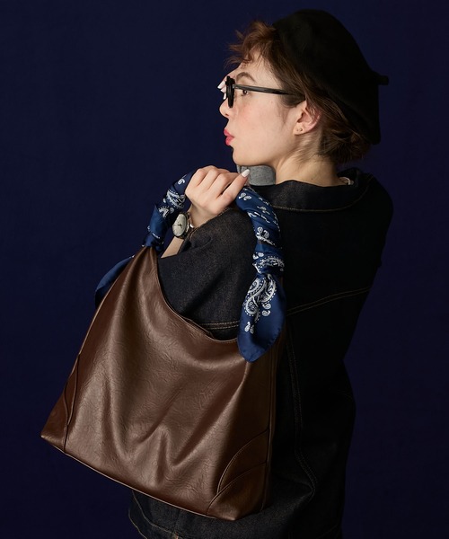 BONLECILL Marche(ボンルシールマルシェ)の「【BONLECILL Marche】トライアングルワンハンドルバッグ(トートバッグ・レディース・ブラック/ブラウン・FREE)」の10枚目の写真
