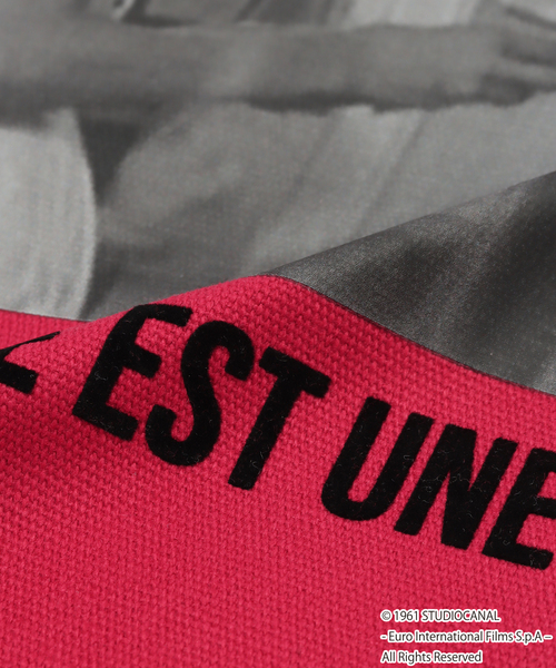 B.C STOCK（ベーセーストック）の「TRICOMER/トリコメル 別注 GODARD UNE FEMME EST UNE FEMME TOTE（ショルダーバッグ・レディース・レッド/ブラック/アイボリー/ブルー・FREE）」の14枚目の写真