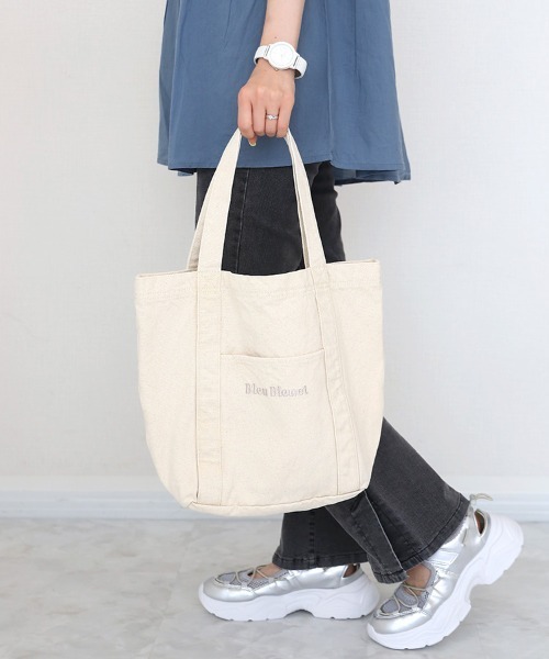 Bleu Bleuet(ブルーブルーエ)の「メッシュスニーカーサンダル(スニーカー・レディース・ベージュ/シルバー・MEDIUM/LARGE)」の11枚目の写真
