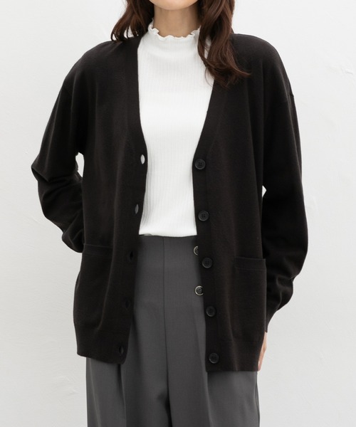 Honeys（ハニーズ）の「【しなやかニット・ヒアルロン酸加工】ヒアルロン酸Ｖカーデ（カーディガン/ボレロ・レディース・ライトベージュ/ブラック/ネイビー/ブラウン/グリーン/ヘザーチャコール/ブルー・S/M/LL/L）」の2枚目の写真