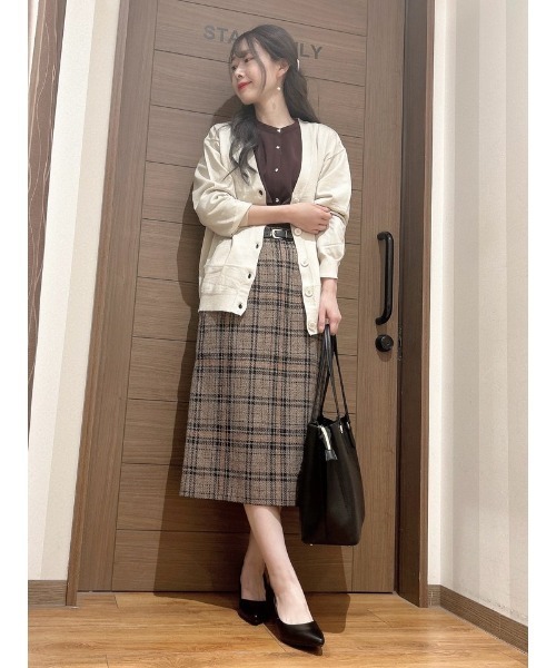 Honeys（ハニーズ）の「【しなやかニット・ヒアルロン酸加工】ヒアルロン酸Ｖカーデ（カーディガン/ボレロ・レディース・ライトベージュ/ブラック/ネイビー/ブラウン/グリーン/ヘザーチャコール/ブルー・S/M/LL/L）」の9枚目の写真