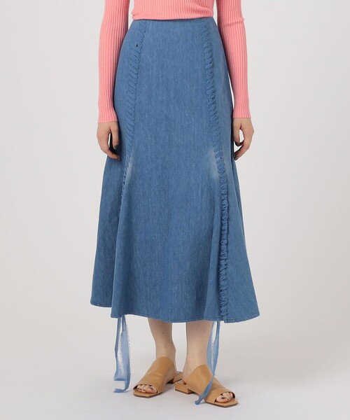 TOMORROWLAND (トゥモローランド)の「GABRIELA HEARST DION SKIRT(デニムスカート・レディース・ライトブルー・36)」の3枚目の写真