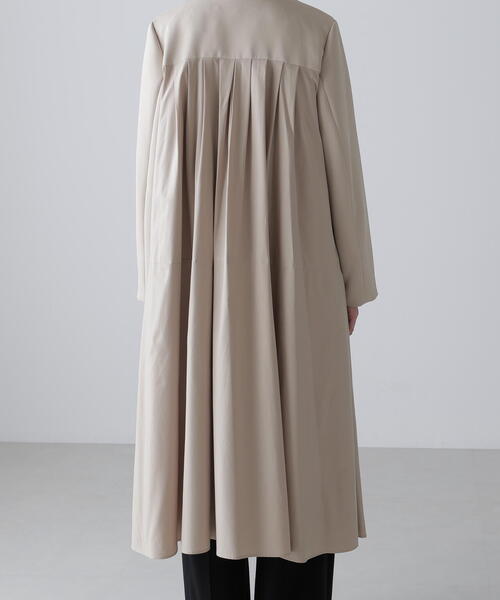 ADORE(アドーア)の「◆タフタコンビトリプルクロスコート(チェスターコート・レディース・ベージュ/ブラック・38)」の17枚目の写真