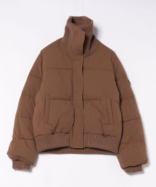Desigual(デシグアル)の「ニット襟 中綿入り ボンバーショートジャケット ブラウン(ダウンジャケット/コート・レディース・ブラウン・XS/S/M/L/XL)」の8枚目の写真